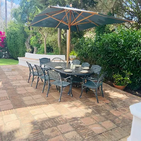 Villa In Sotogrande Costa 2 Min To The Beach