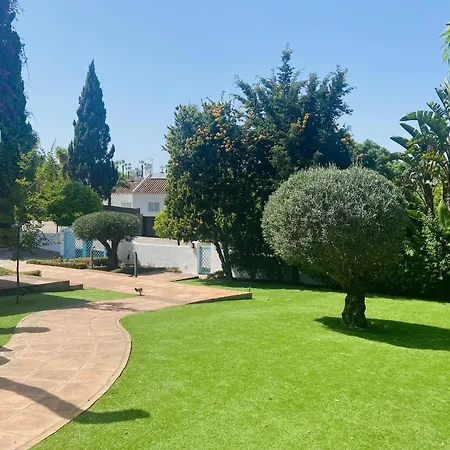 Villa Villa In Sotogrande Costa 2 Min To The Beach *