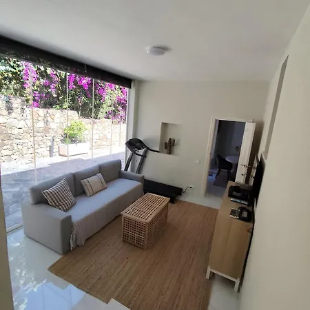 Villa In Sotogrande Costa 2 Min To The Beach